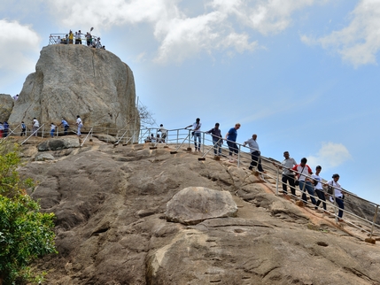 SRI LANKA 7